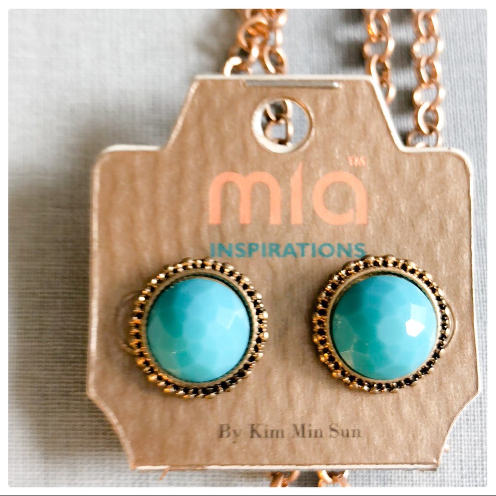 💕Stunning Necklace & Earrings set❤️ - Picture 4 of 5